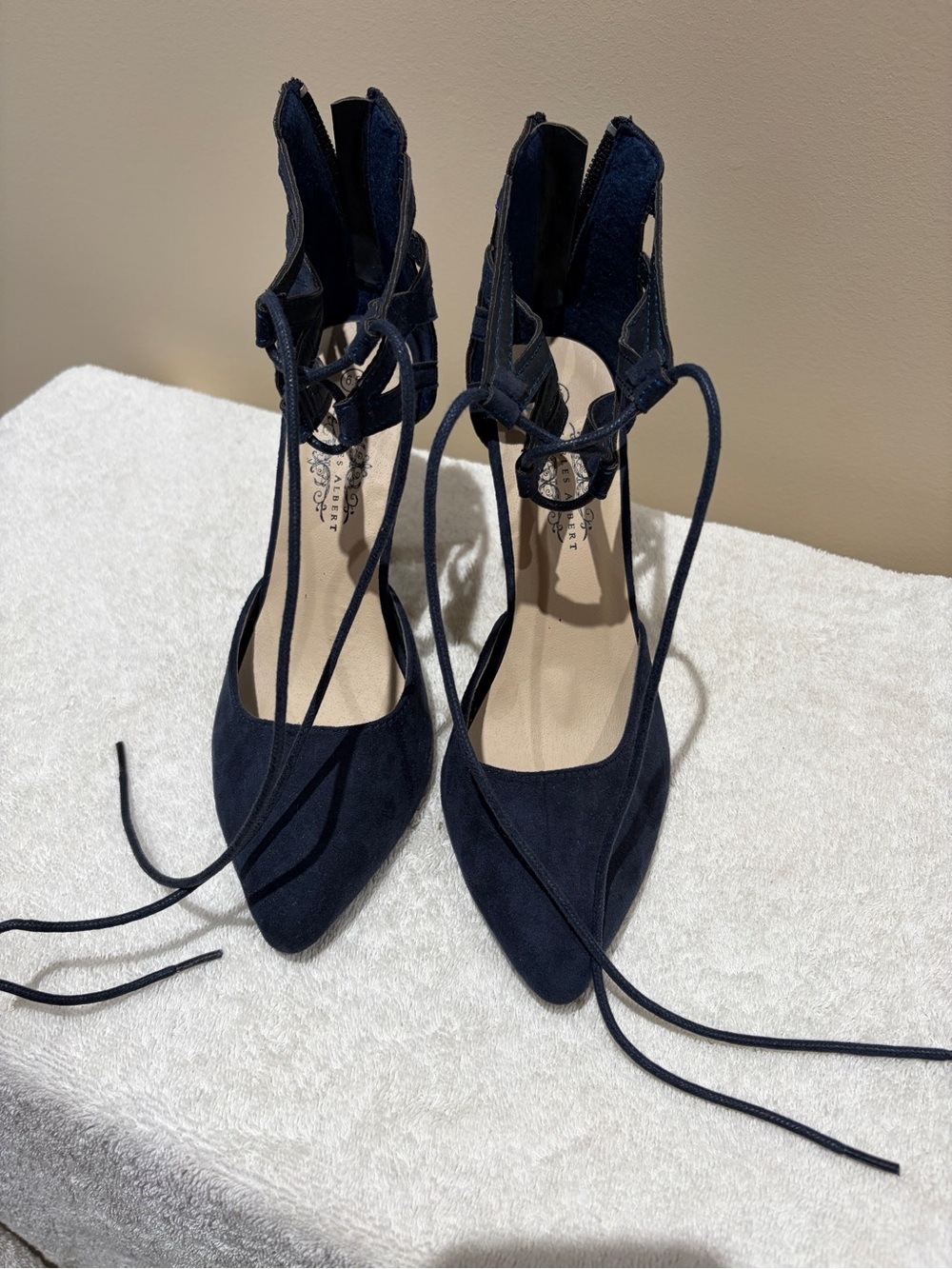 NEVER WORN Charles Albert Navy Suede Lace-Up Pointed Heels
